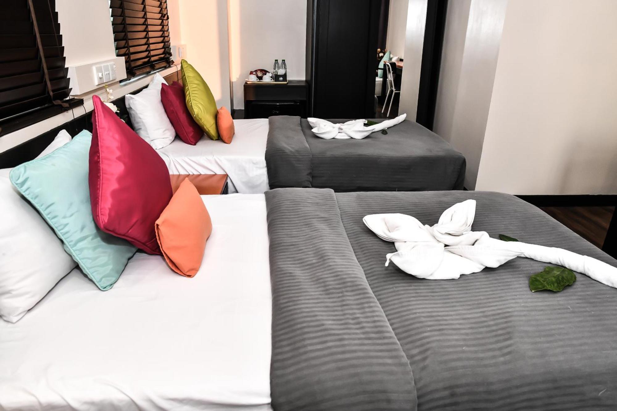 The Beehive Hotel Malé Eksteriør billede