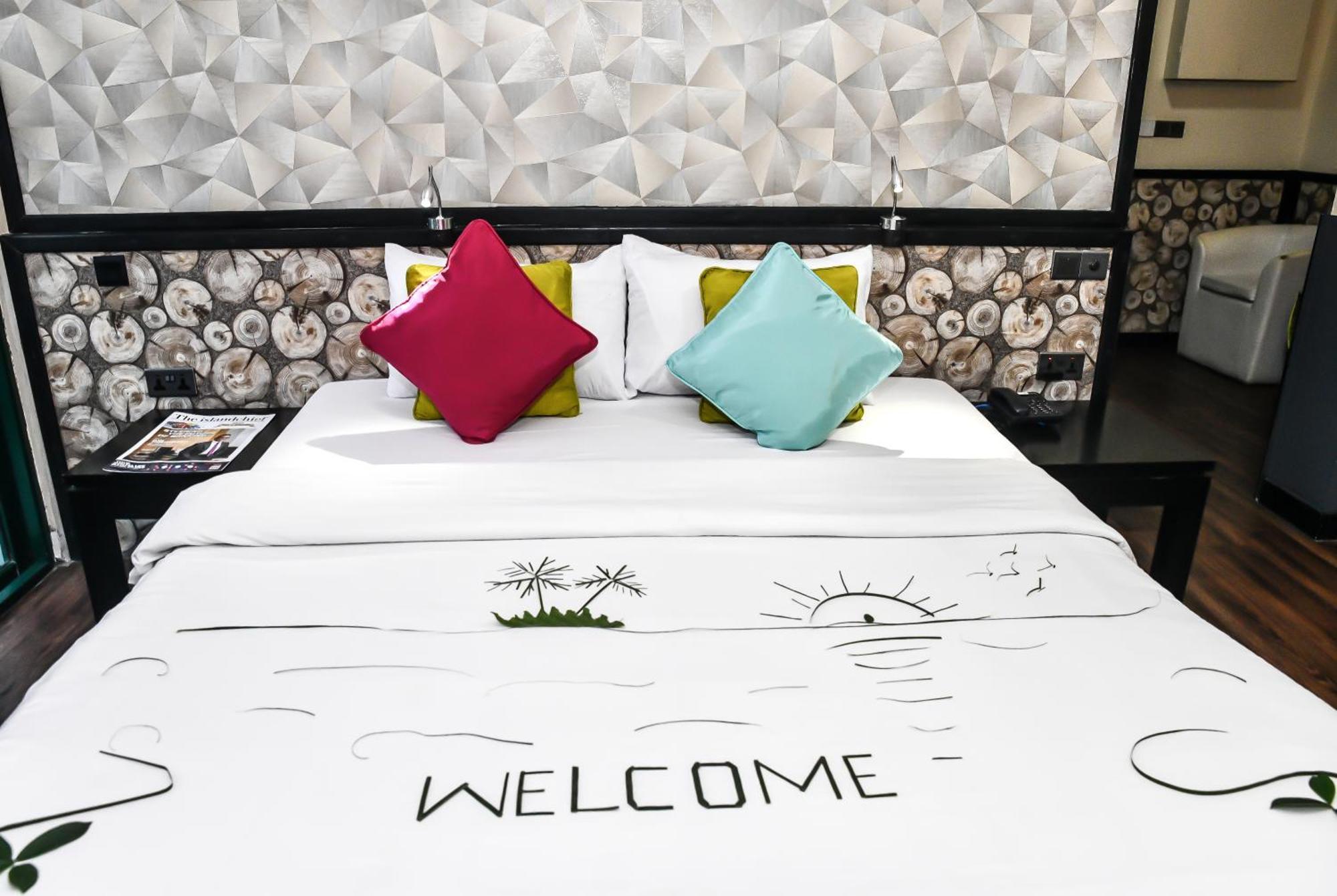 The Beehive Hotel Malé Eksteriør billede