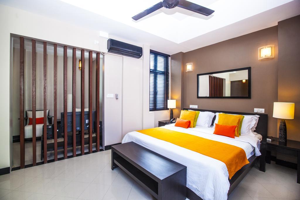 The Beehive Hotel Malé Eksteriør billede