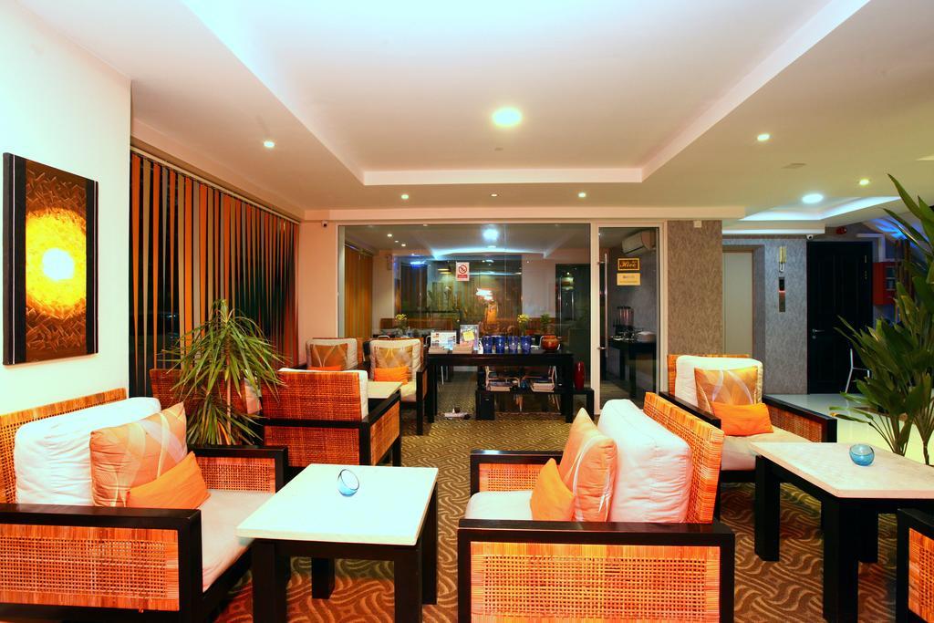 The Beehive Hotel Malé Eksteriør billede